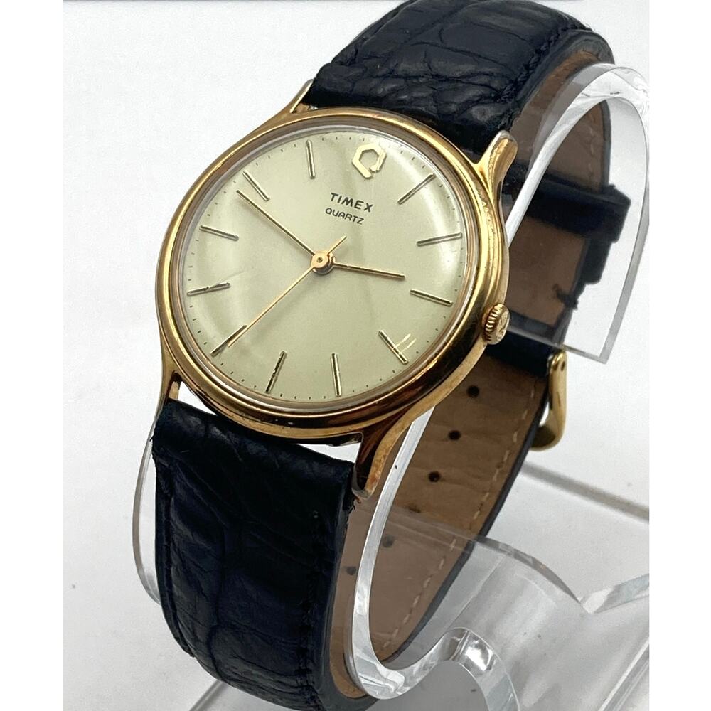 Vintage Timex Q Men's M Cell Watch 34mm - Fresh Battery WR Adjustable Leather